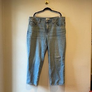 Madewell Plus Curvy Perfect Vintage Straight Jean in Hoye Wash 20W